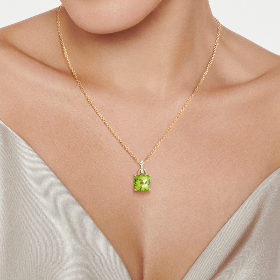 Kiki Cushion Peridot and Diamond Loop Pendant Necklace